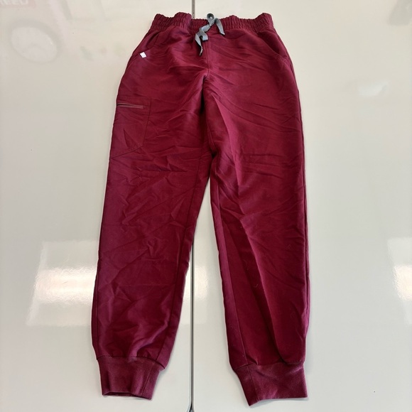 Figs Scrubs. Joggers. Size Small. Burgundy - Picture 1 of 6